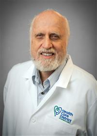 Dr. Thomas Bolton Headshot