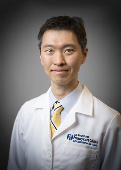 Dr. Michael Zhang headshot